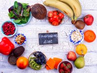 Is the ‘Fruitarian’ Diet Extremely Healthy – Or Dangerous?
