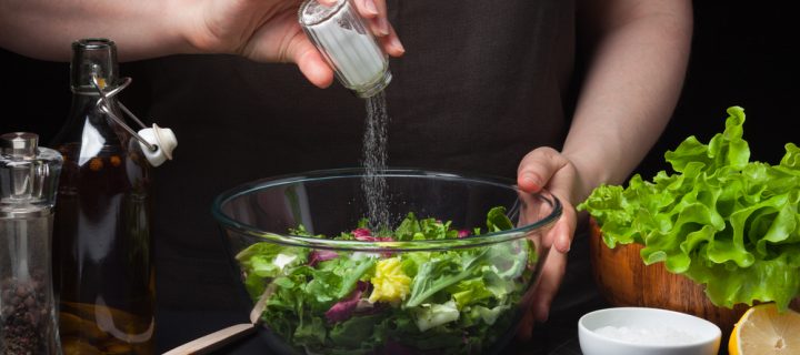 4 Salt-Free Tips to Give Your Meals a Kick