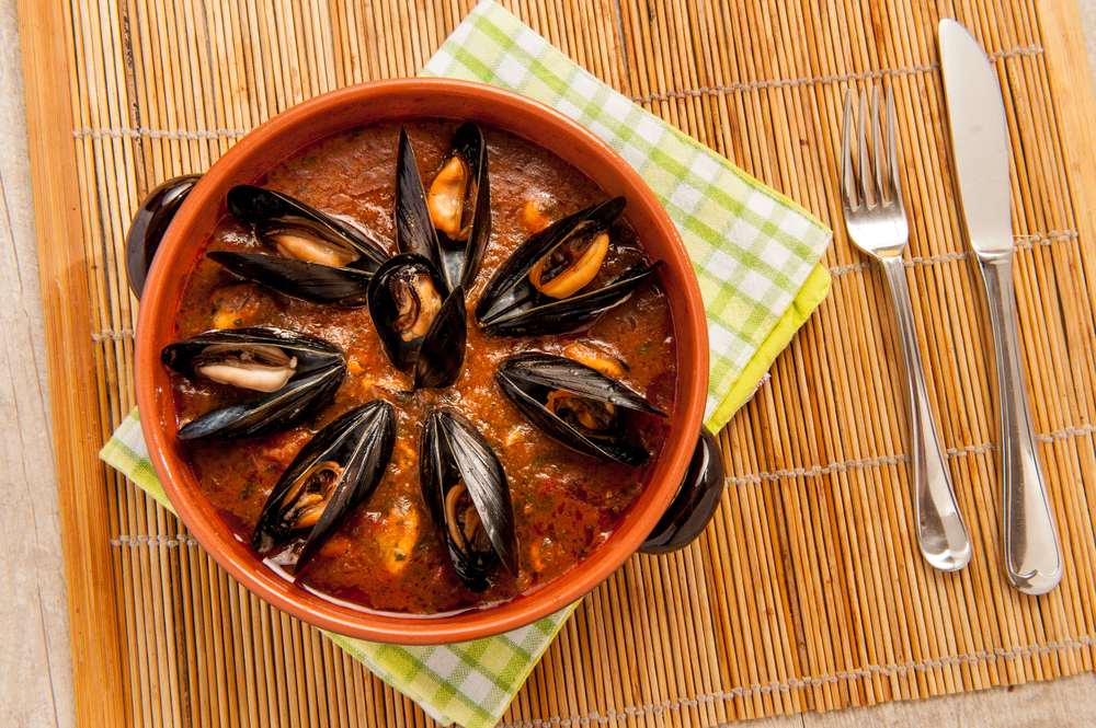 mussels-tomato-soup-winter-detox