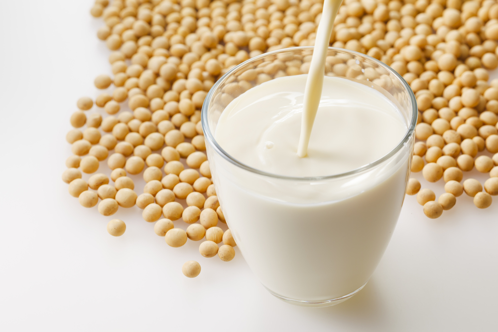 soy-milk-best-alternative-cows-milk