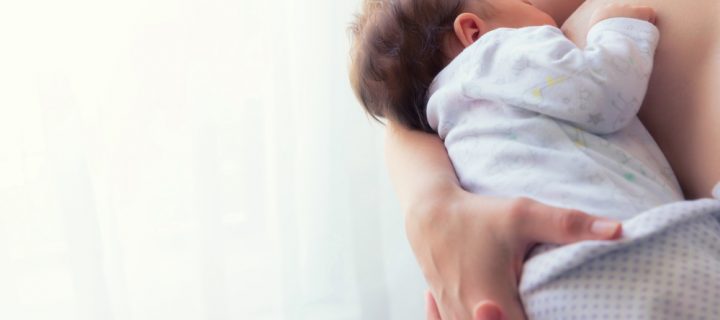4 Things to Consider When You Start Breastfeeding (and How to Stick With It)