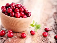 5 Benefits of Eating Cranberries Year-Round