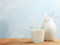 Is Skim Milk or Whole Milk More Nutritious?