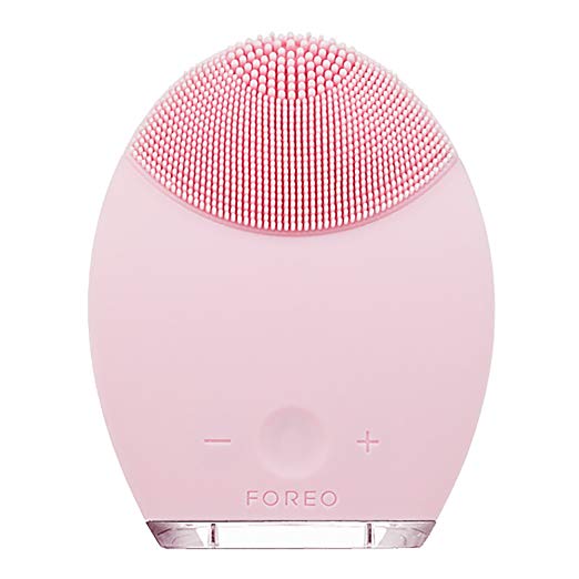 Independence Day Deals: FOREO LUNA Face Exfoliator Brush and Silicone Cleansing Device