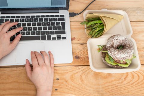 Why Healthy Work Lunches Are Scarce
