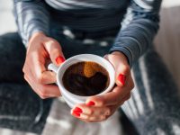 Don’t Drink Coffee on an Empty Stomach, Study Suggests
