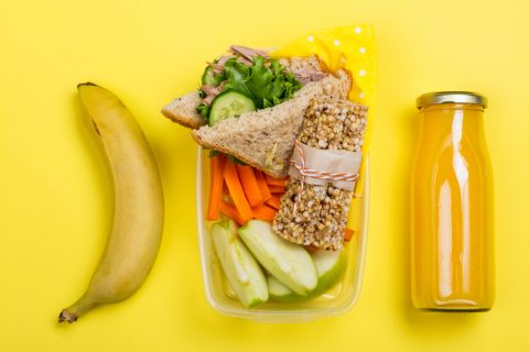 Snack Packing Tips for Nutritious Back-to-School Lunches