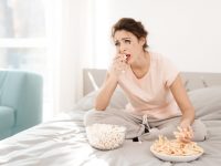What You Need to Know About Emotional Eating